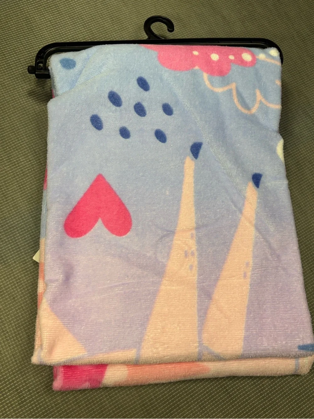 Mainstays Pastel Lavender and Pink Unicorn Beach Towel 60 in x 30 in